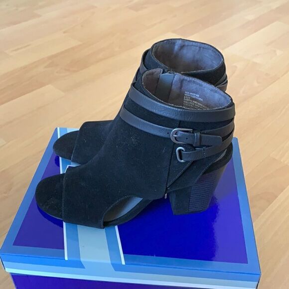 WHITE mountain Shira HEELS - Picture 3 of 8